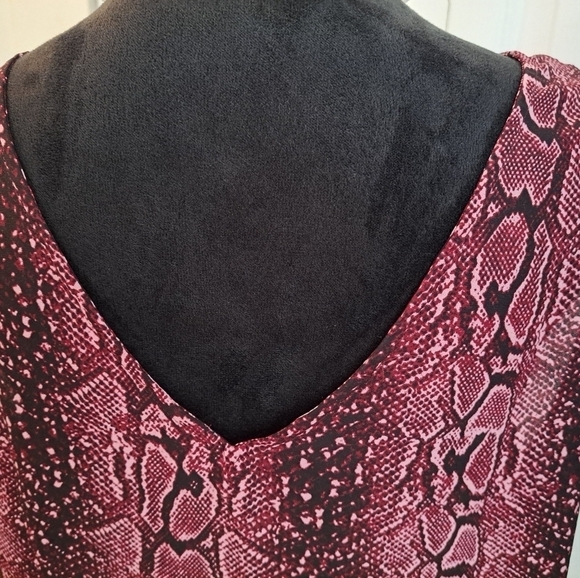 A HTL 1980 Snakeskin Sleeveless Blouse/Tank Top    Size 1X - Picture 8 of 8